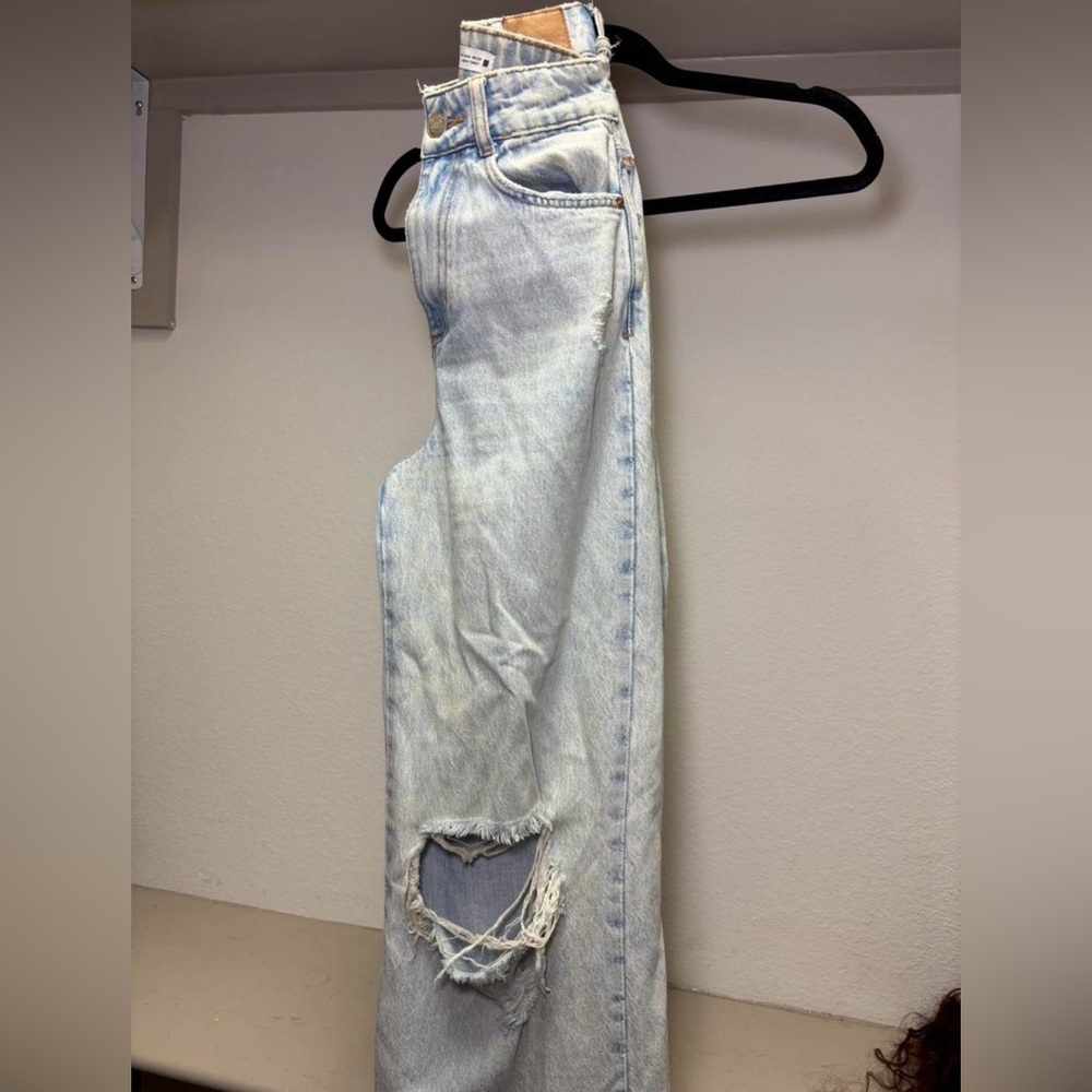 Zara Light Blue Boyfriend Jeans with Distressed Detail